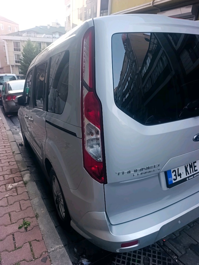 FORD TOURNEO CONNECT TİTANYUM - 4
