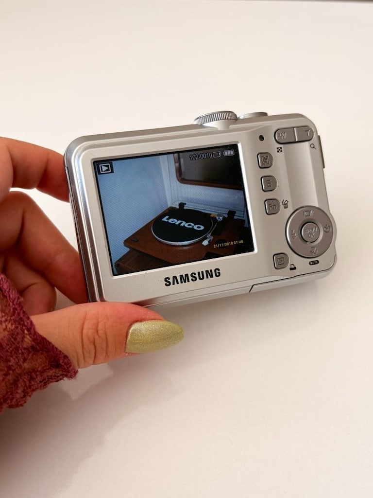 Samsung S760 Dijital Fotoğraf Makinesi - 4