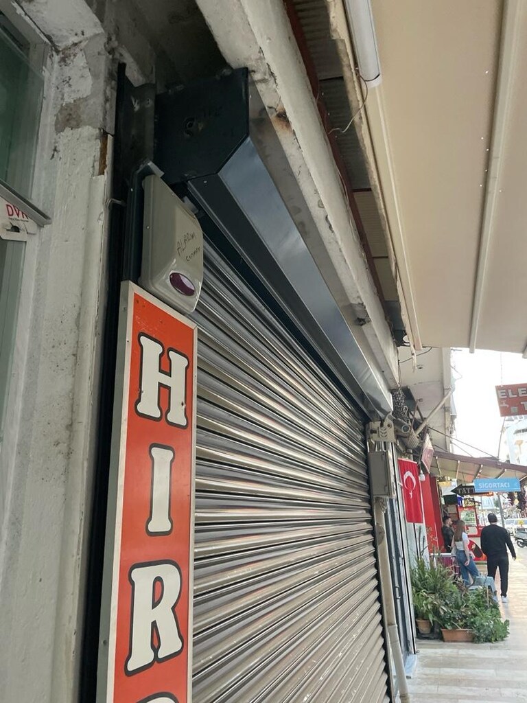 1 YILDAN AZ SÜRE KULLANILMIŞ FATURALI OTOMATİK KEPENK - 2