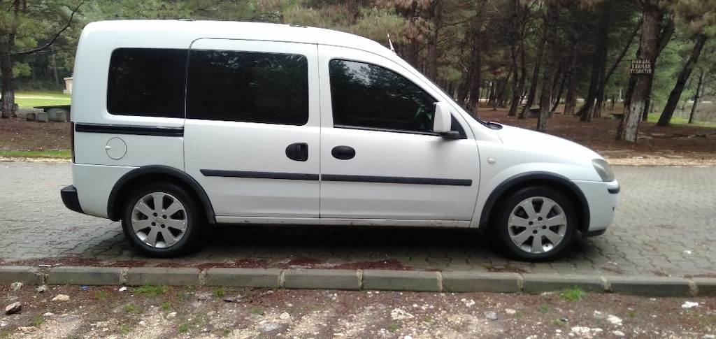 Otomobil Ruhsatlı full orjinal bakımlı araç İzmir de - 5