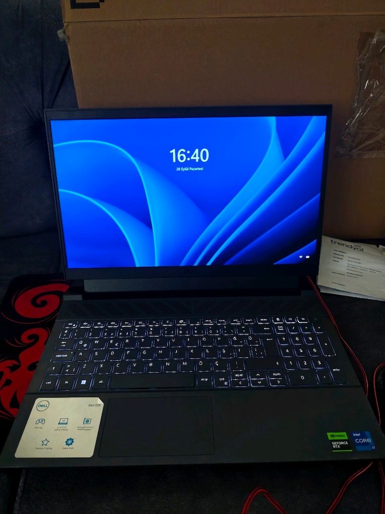 DELL G15 Gamer Laptop - 2
