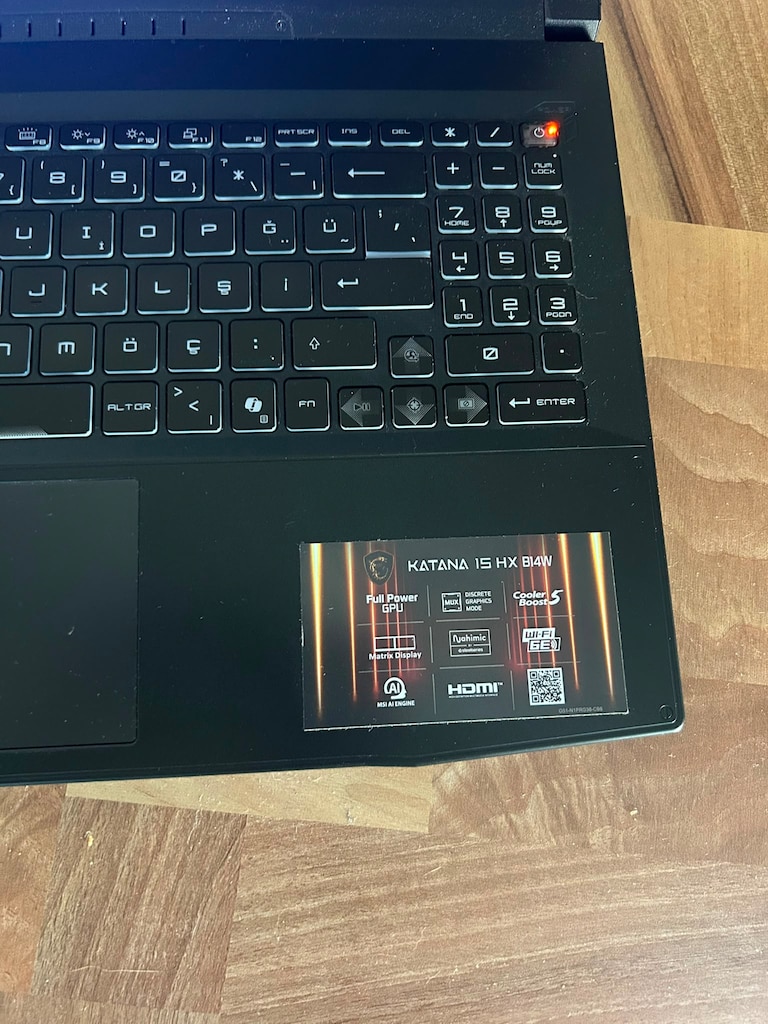 0 AYARINDA 5070li Gaming Laptop - 2