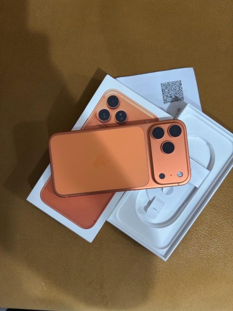 iPhone 17 PRO 256 GB ( 23 AY GARANTİLİ HATASIZ ) - 4