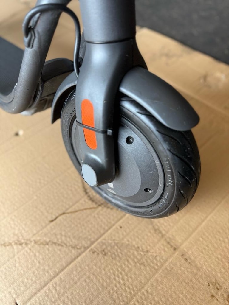 NAVEE V50 Scooter tertemiz sıfır gibi az kullanıldı - 2