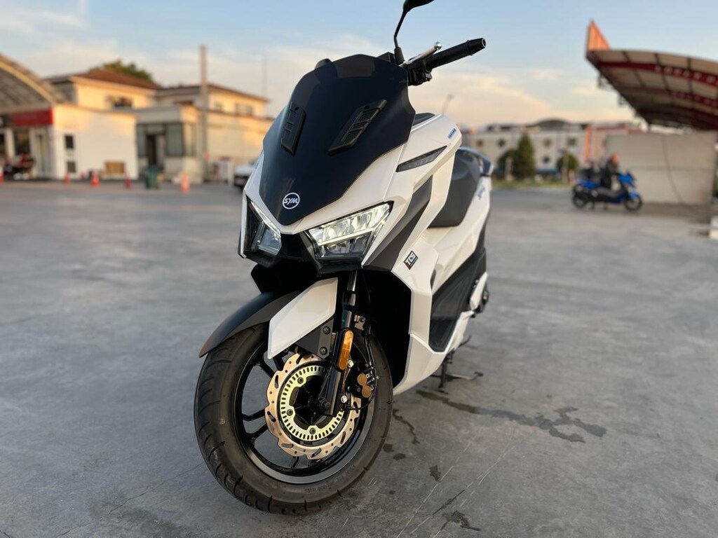 Temiz sıfır ayarında scooter motosiklet - 3