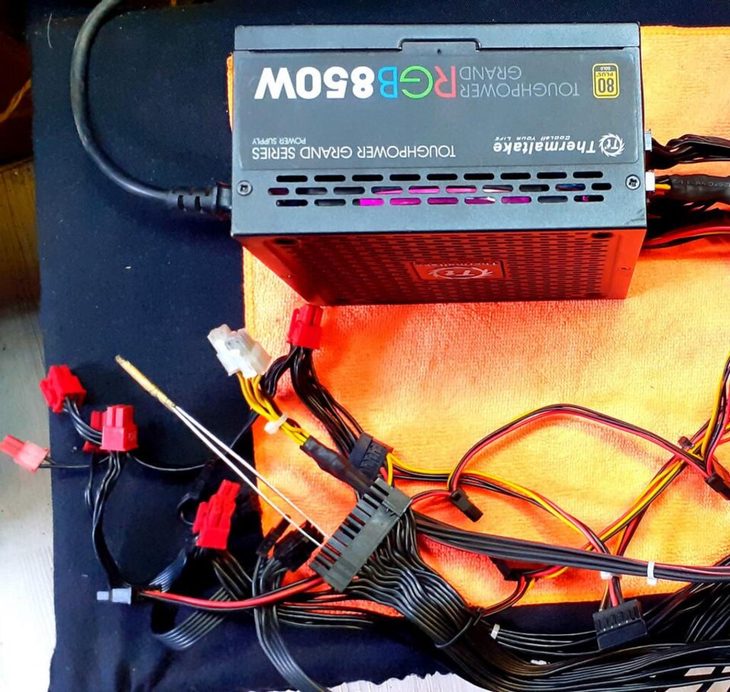 Thermaltake Toughpower Grand RGB 850W Gold PSU - 4