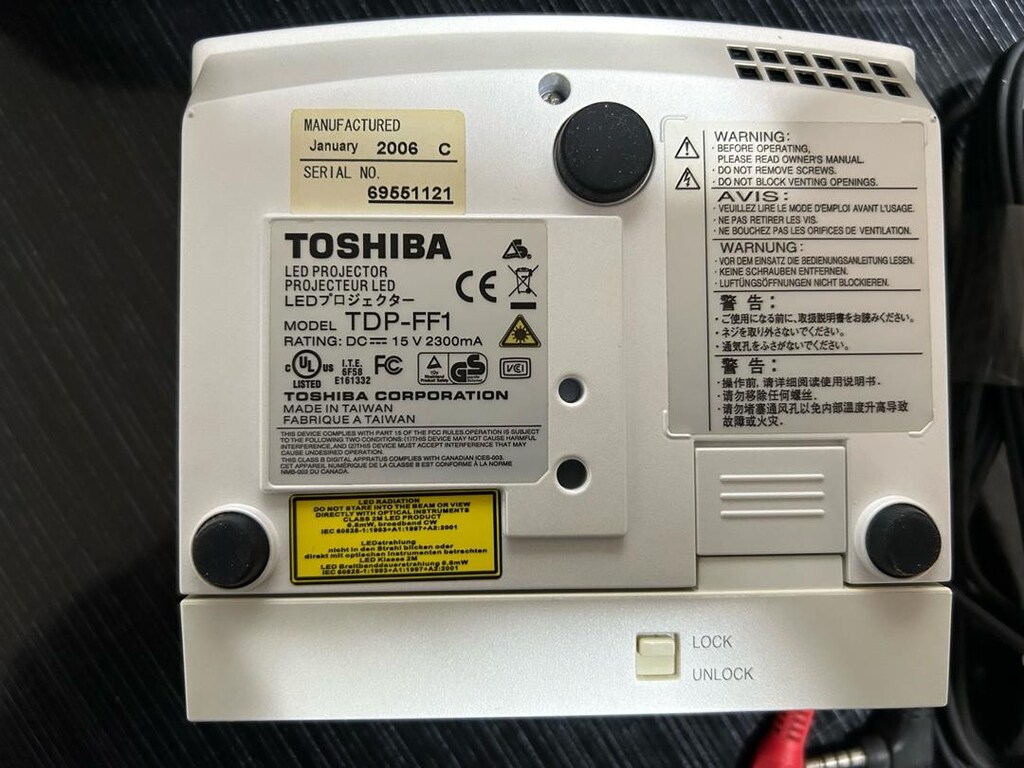 DLP projeksiyon cihazı Toshıba mini - 5