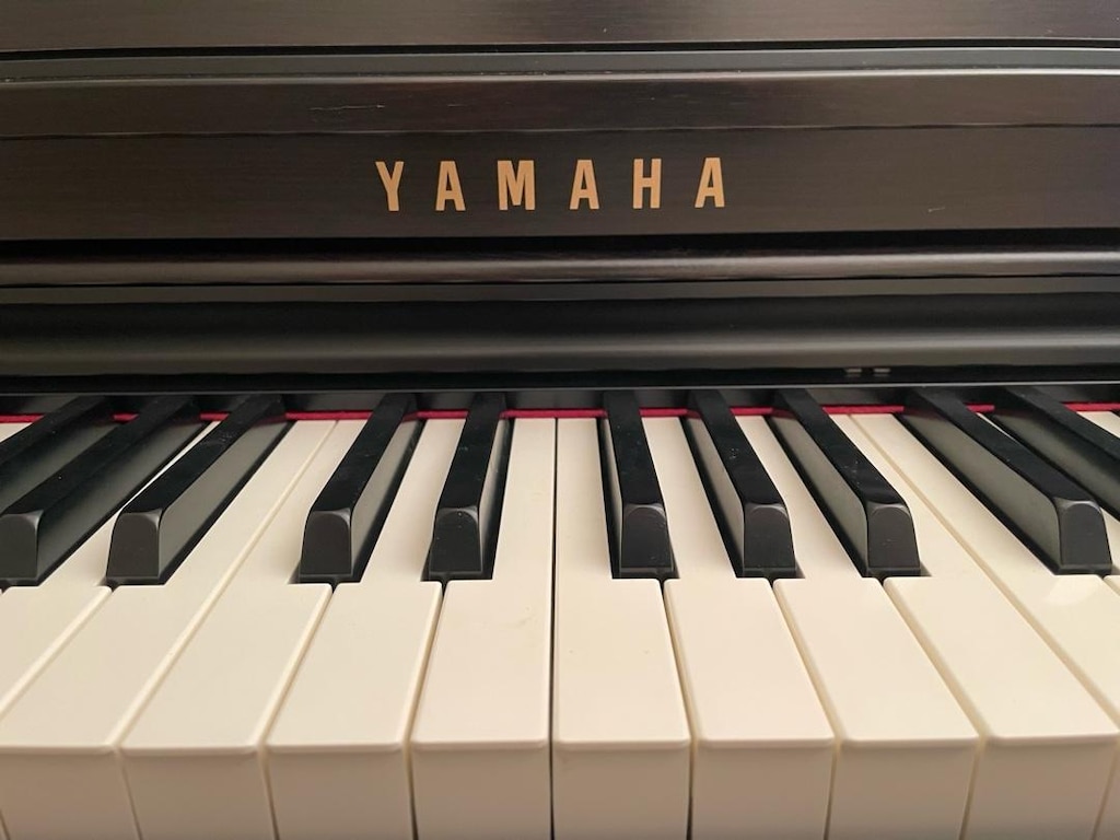 YAMAHA Clavinova CLP-525 piyano - 5
