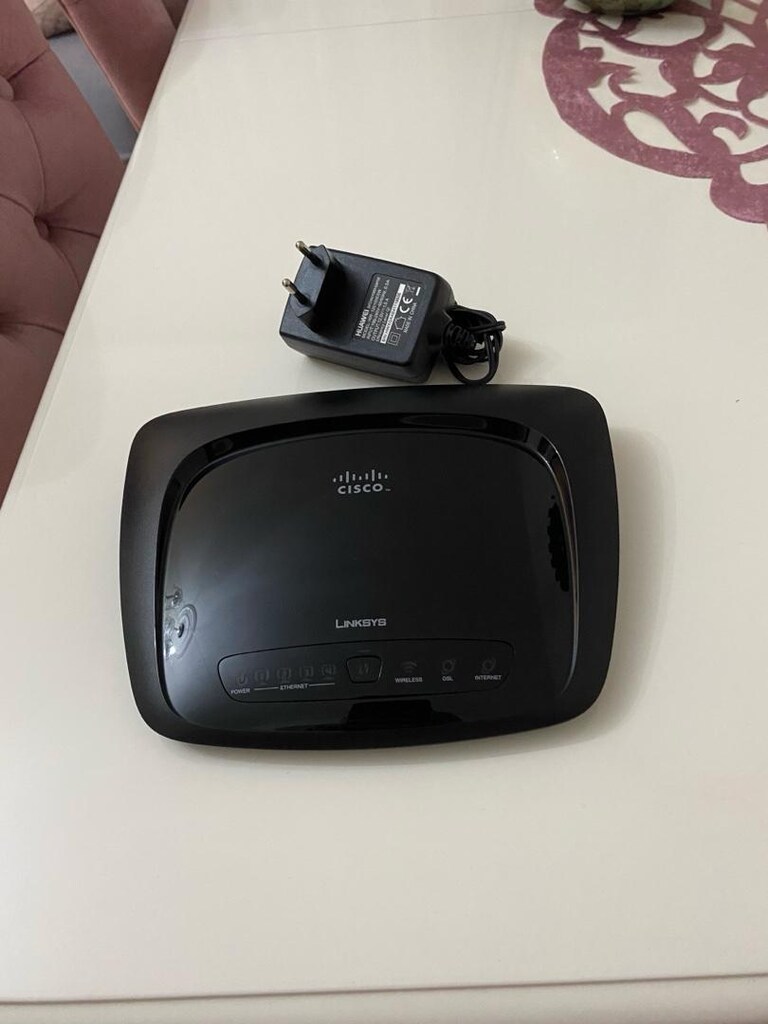 Lınksys Cisco WAG120N modem router - 2