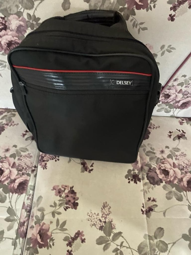2 çanta 1000 tl - 4
