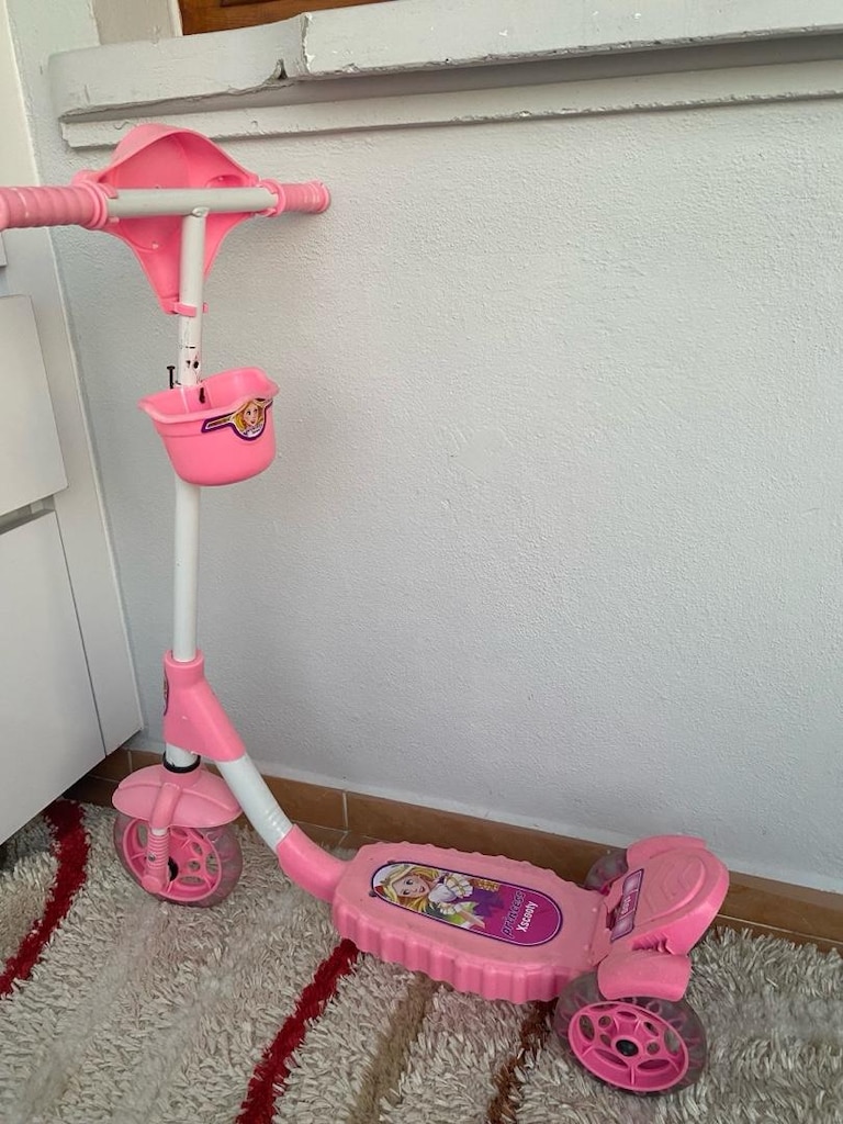 Pembe scooter - 3