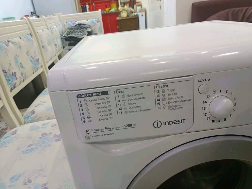 Indesit 9 kg 1200 devir yeni gibi Çamaşır Makinesi - 5