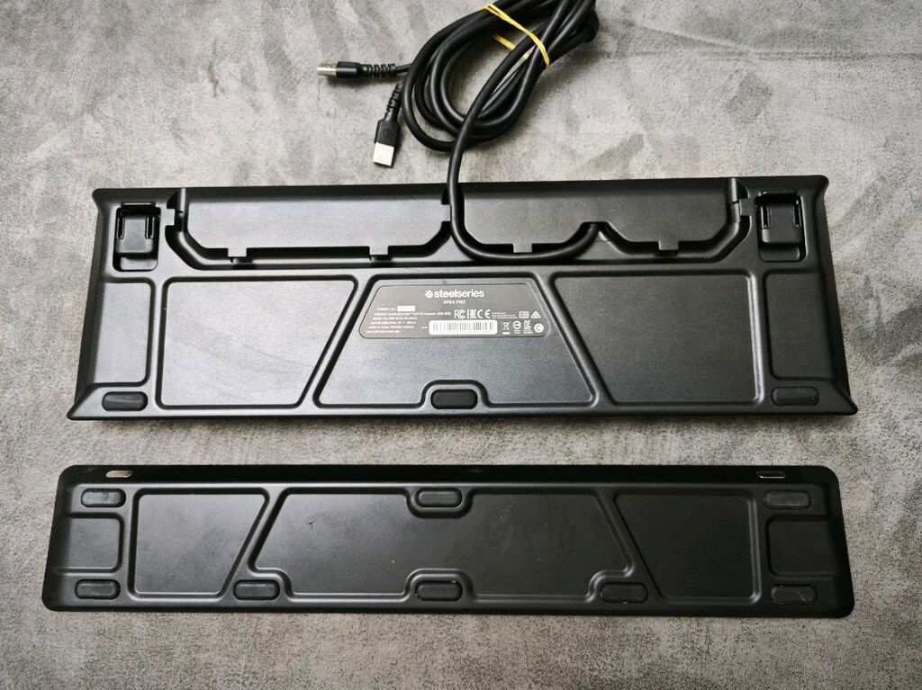 Steelseries Apex Pro Oyuncu Klavyesi - 6