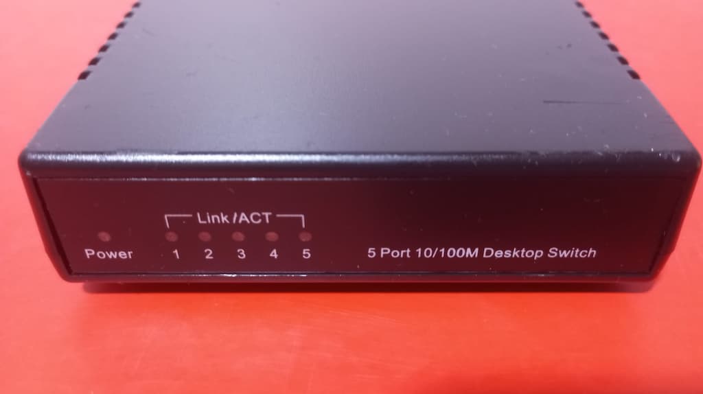 CLASS 5 Port 10/100 Mbps Ethernet Switch (Sorunsuz) - 2