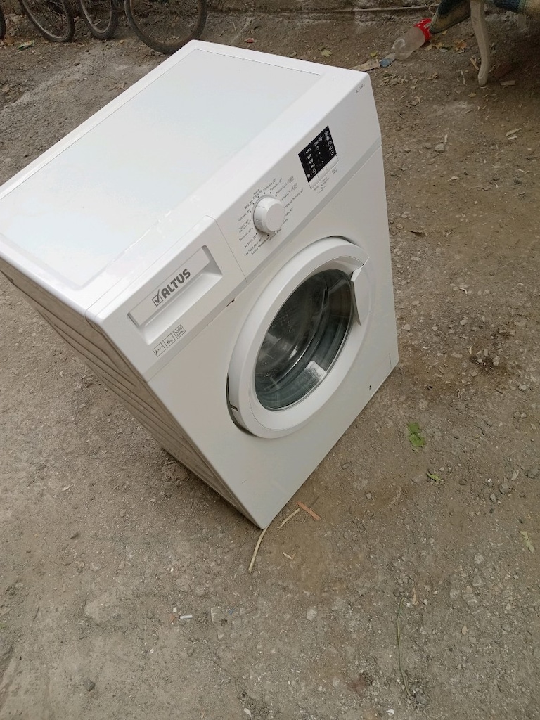 çamaşır makinesi 6kg sorunsuz çalışıyor çizik dahil yok - 6