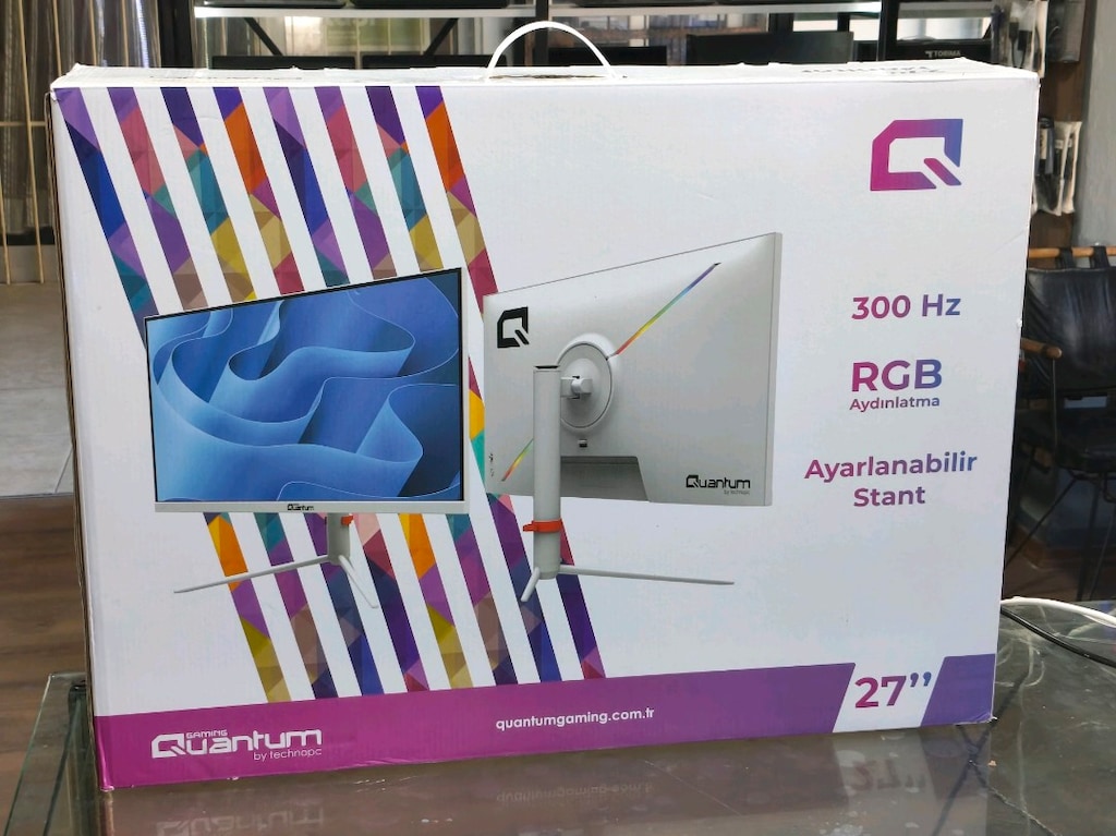QUANTUM 27" 300HZ 1MS VA PİVOT BEYAZ RGB OYUNCU MONİTÖRÜ - 3