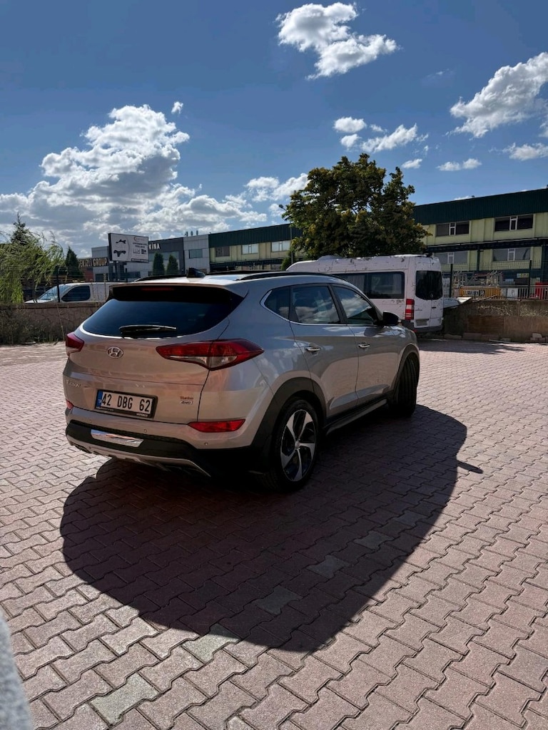 tucson 2015 hatasız boyasız 4*4 lpg li - 2