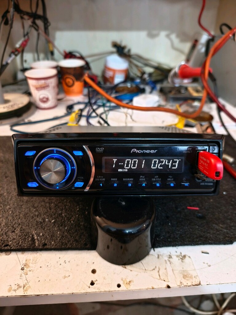 Pioneer dvh 4150 UB - 3