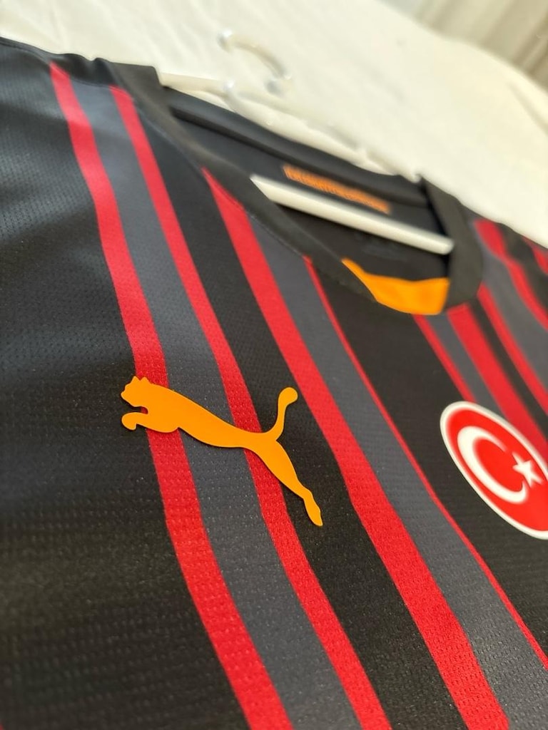 Galatasaray 24-25 3. Forması ( İsim/ Numara Baskı yok ) XXL Orijinal - 4