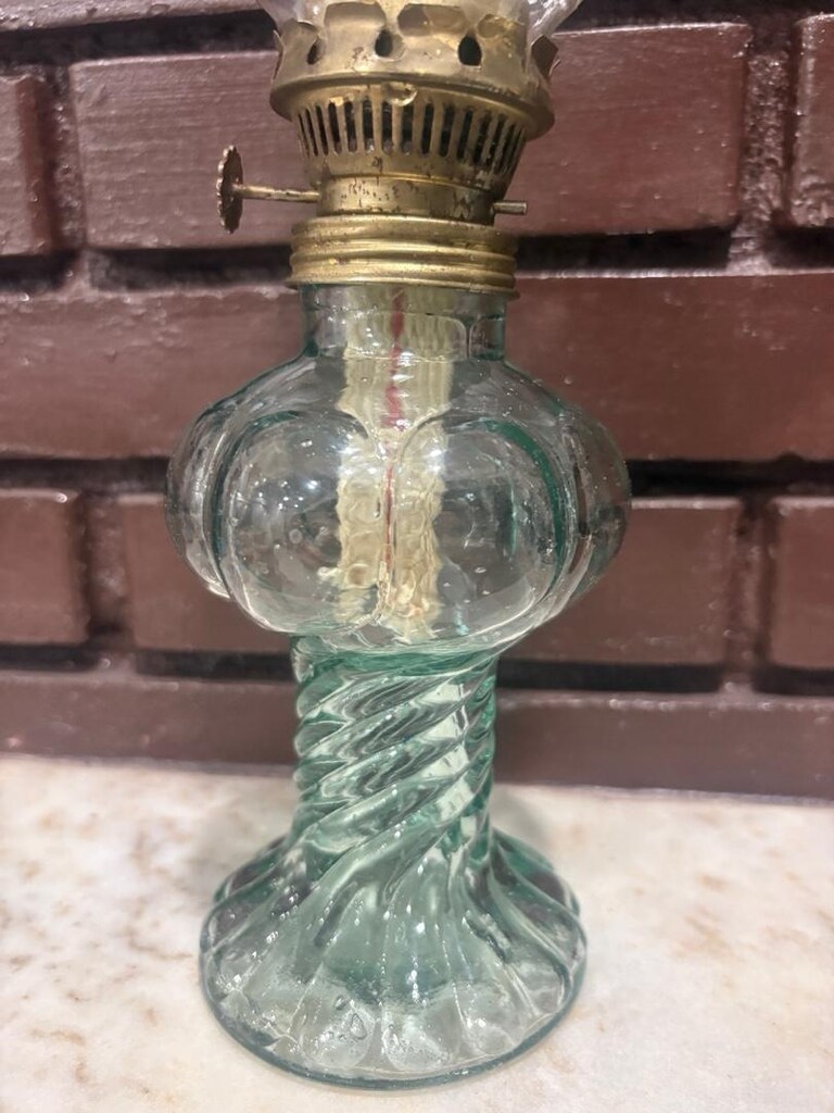 Vintage Burgu Formlu Su Yeşili Cam Gaz Lambası - 40 cm - 5