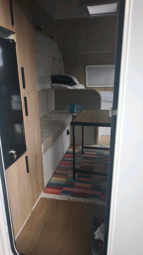 Beyaz Karavan - 4