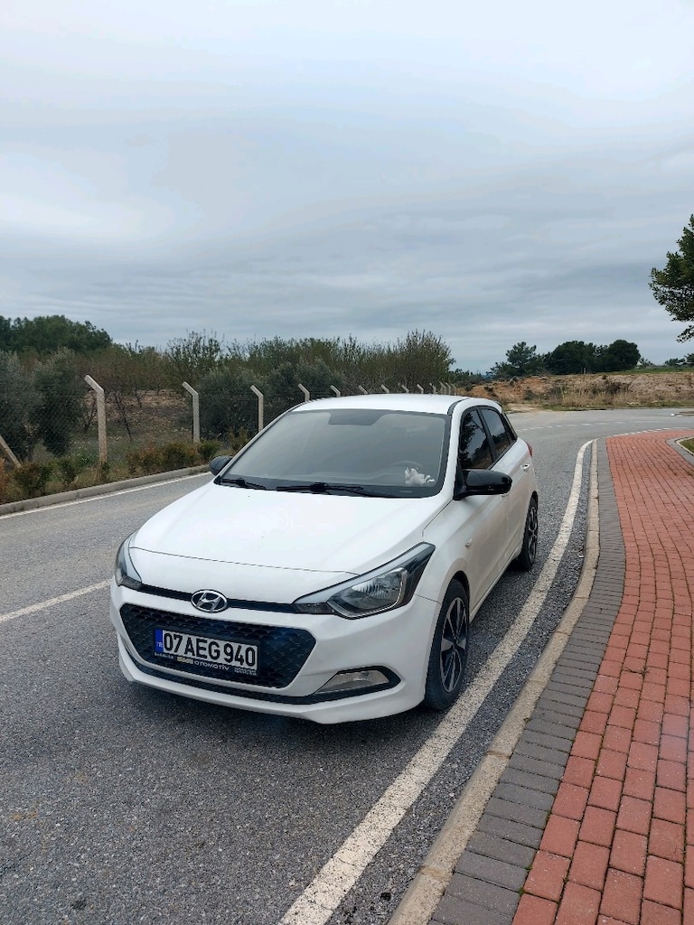 sahibinden temiz hyundai i20 1.2 benzin 2016 - 2