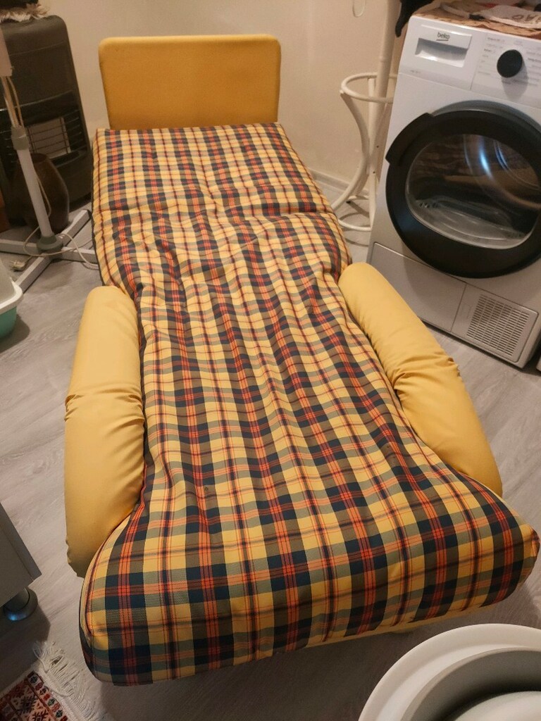 ROBOT KOLTUK VE AYNI ZAMANDA YATAK - 6