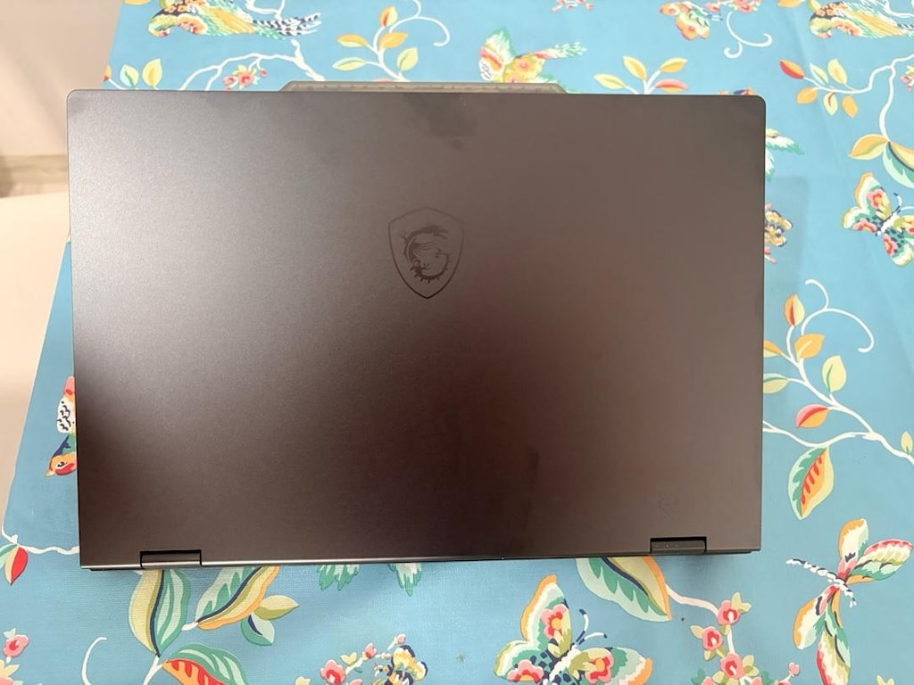 MSI CYBORG 15 RTX 5060 GAMING LAPTOP + FULL GAMING SET - 7