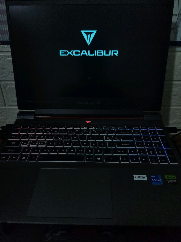 CASPER EXCALİBUR G880 GAMİNG LAPTOP - 19