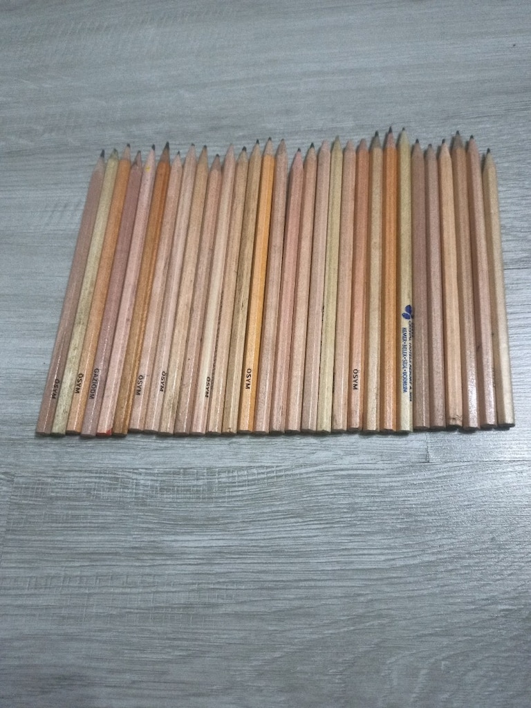 kurşun kalemler 30 tane - 6