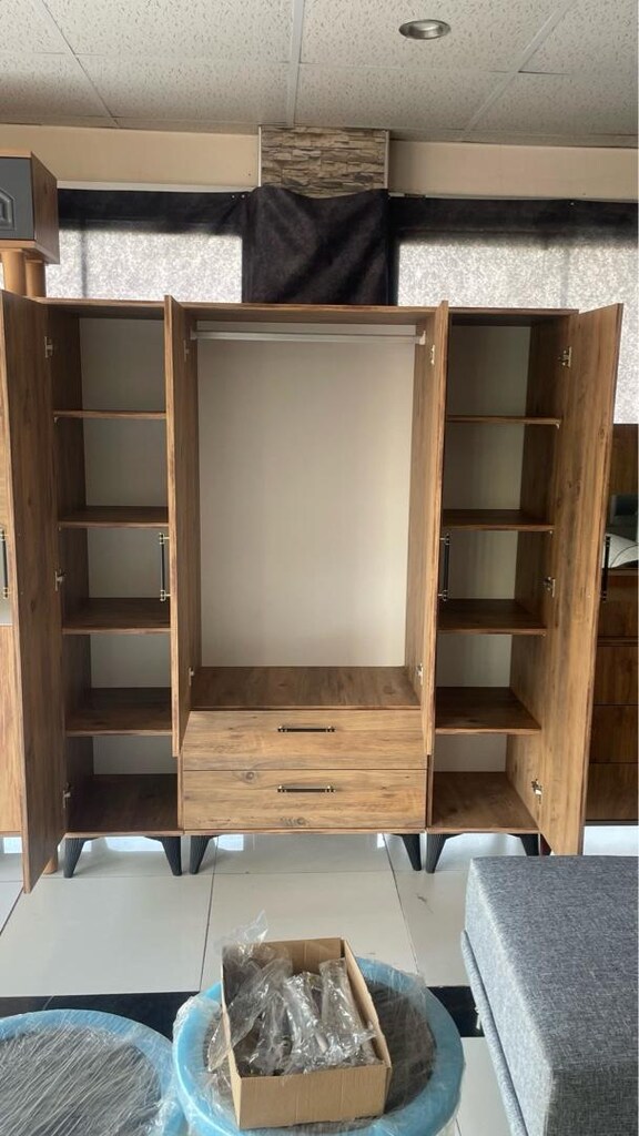 4 kapaklı elbise dolabı - 6