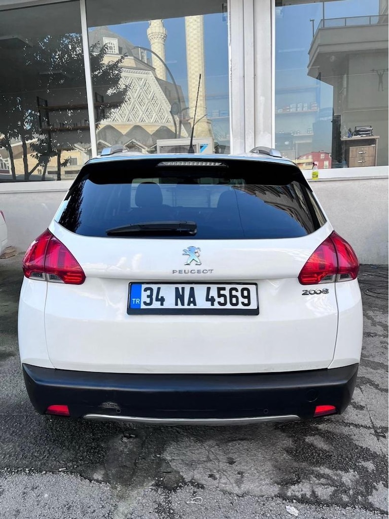 PEUGEOT 2008 - 5