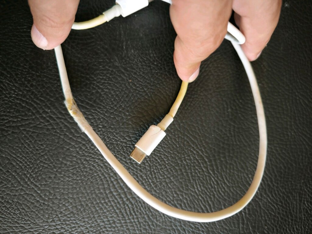 Apple 61W USB-C Güç Adaptör A1947 - 2
