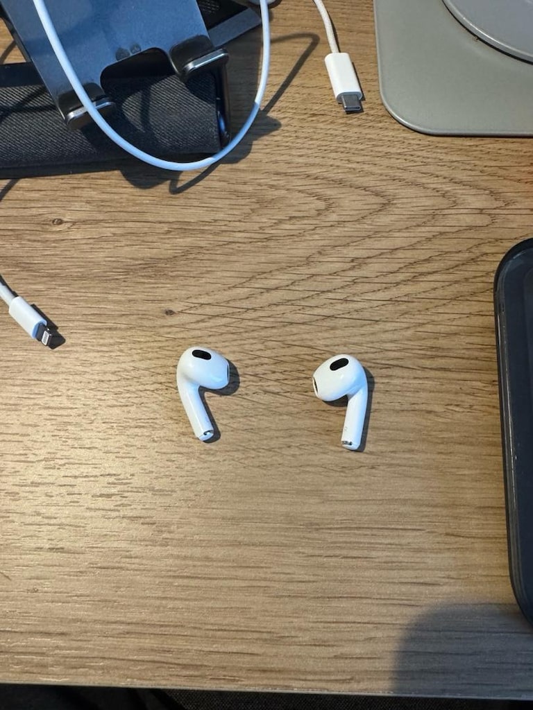 Apple Airpods 3.Nesil Şarj Kutulu - 3