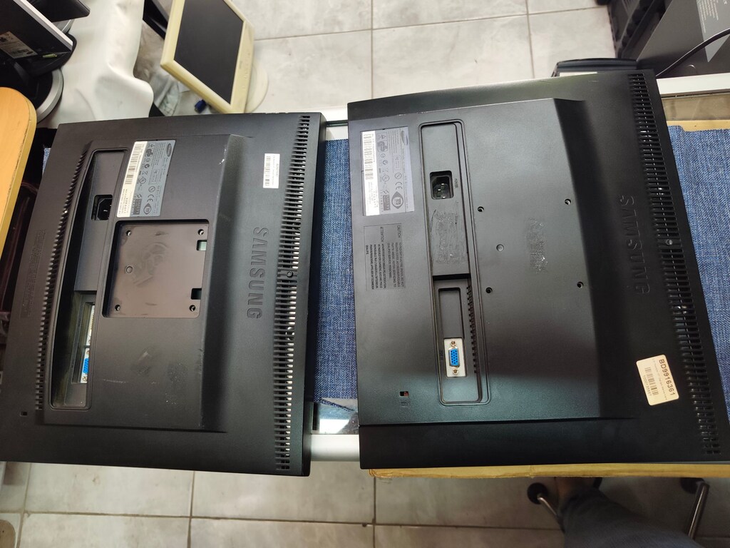 SAMSUNG E1720NR EKRAN 17.0 - 3