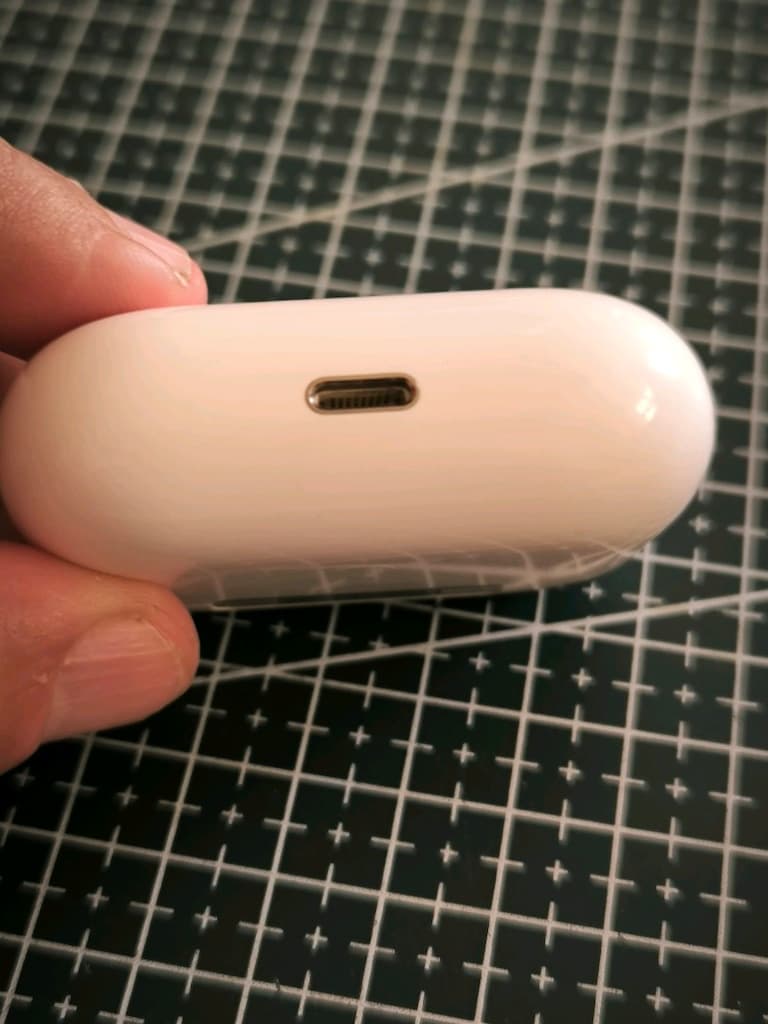 Orjinal airpods pro 1, A2084 ve A2083 kulaklık, A2190 lighting şarj - 4