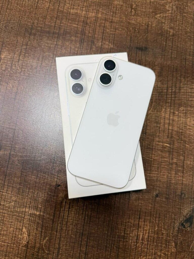 İPHONE 16 BEYAZ 256 GB - 6
