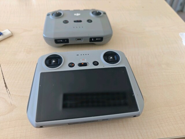 DJİ mini pro 3 dron kumandaları