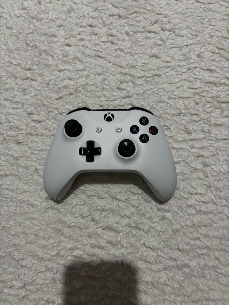 Xbox One S/1TB/Tek kollu - 3