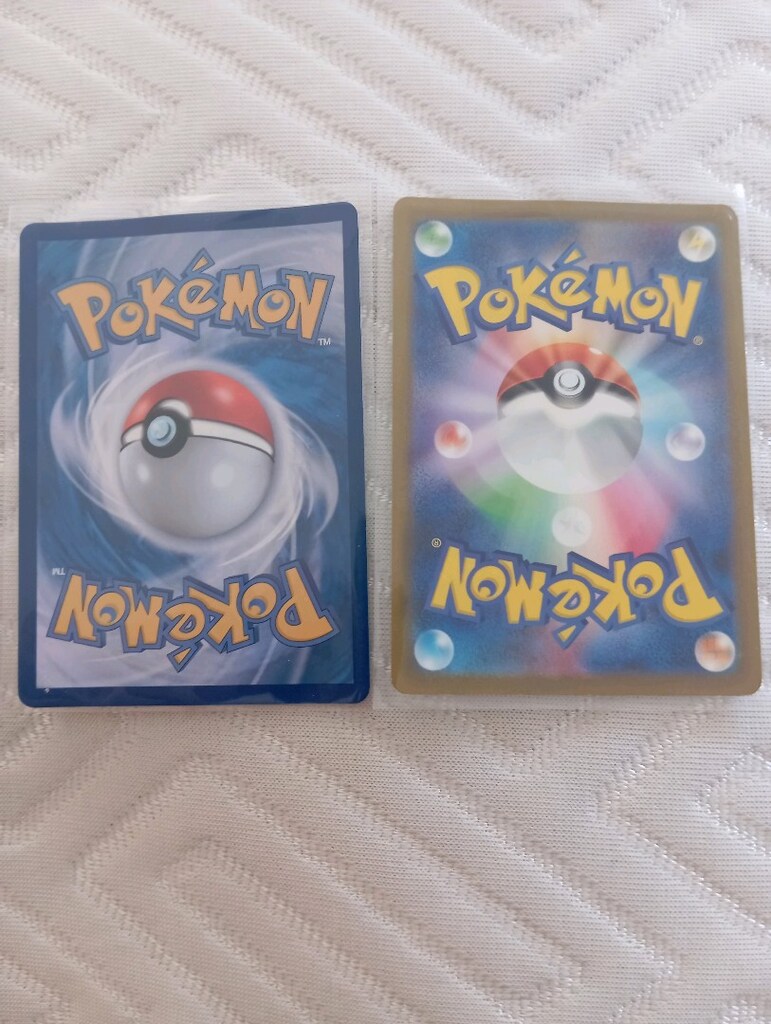 Nadir koleksiyonluk Charizard pokemon kartları - 5