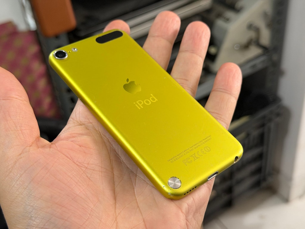 iPod Touch 5.Nesil Müzikçalar Sarı Renk A1421 - 4