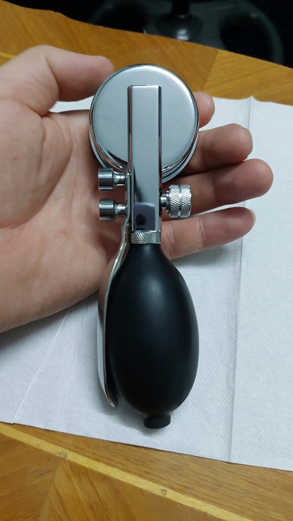 Almanya'da üretilmiş Riester Minimus III model manuel bir aneroid - 3