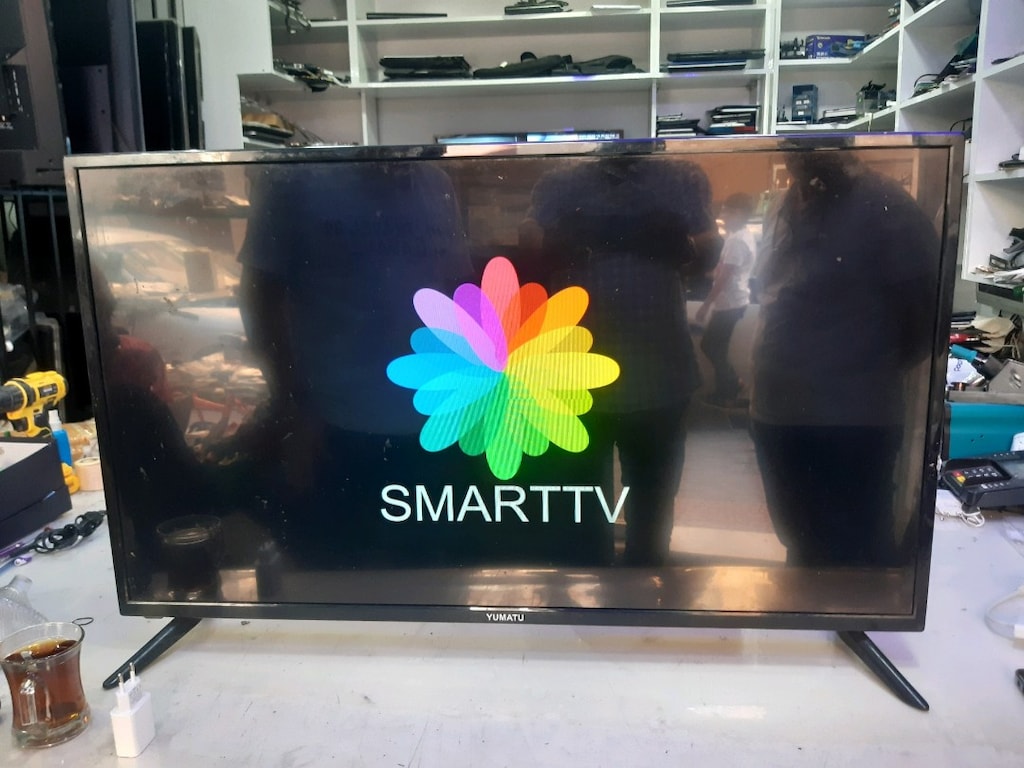 Yumatu 32 inç 82 ekran led tv - 2