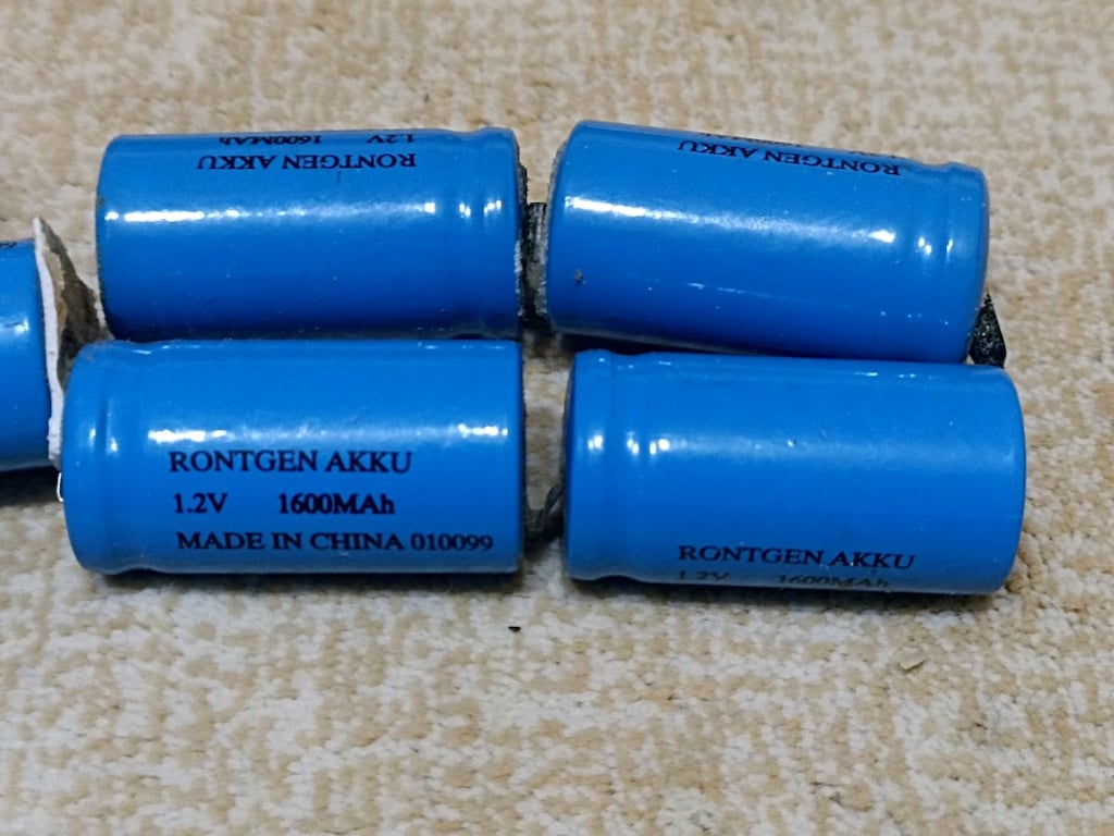 Samsung Junior şarjlı el süpürgesi - 10