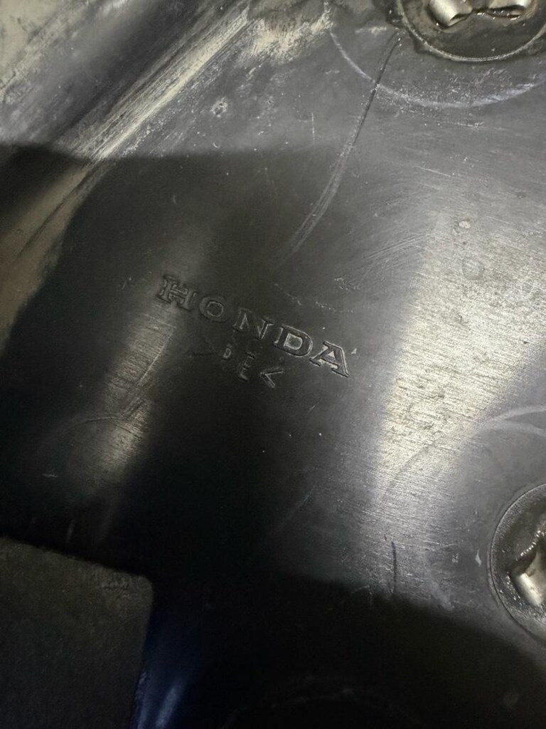 Honda civic FC5 sağ ön çamurluk Davlumbazı çıkma orjinal74101-TEA-T00 - 3