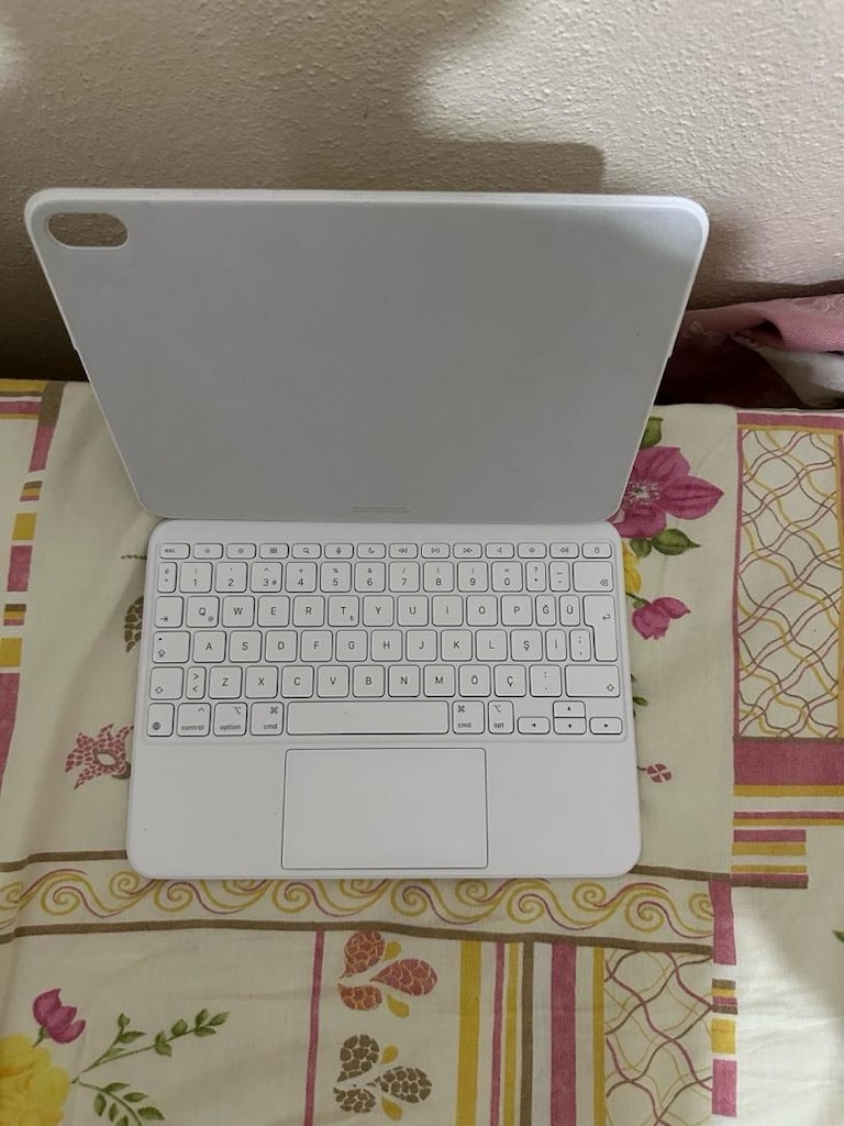 ipad 10. nesil magic keyboard - 2