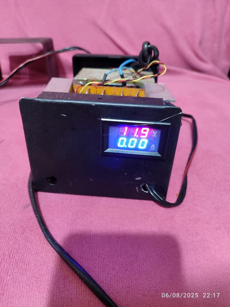 yıldırım marka 12volt 7amper göstergeli güç kaynağı 1000tl - 5