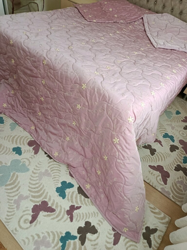 yeni çantasında yatak örtüsü saten büyük boy iki renk kulanlır - 3