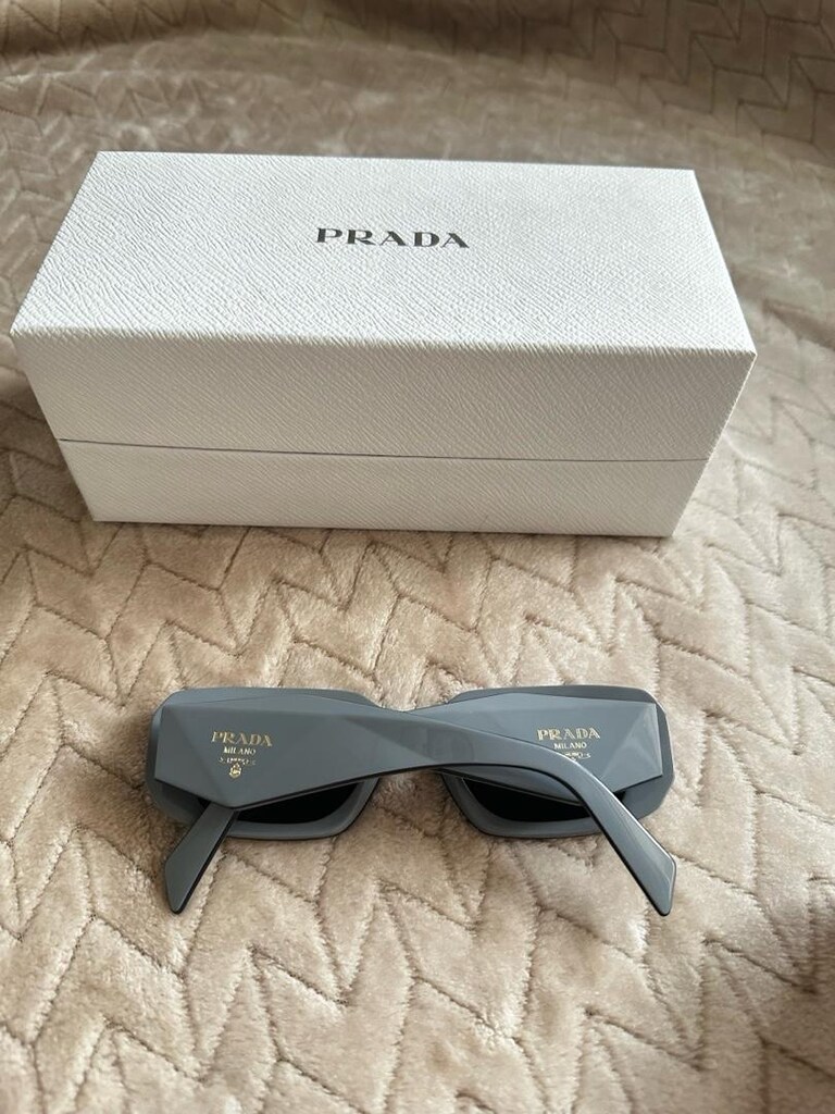 Prada Gözlük - 2