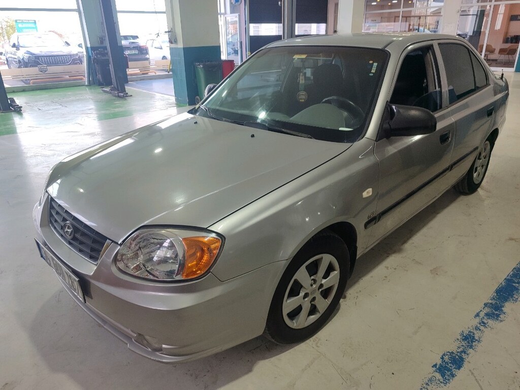 Hyundai ACCENT ADMIRA 1.5 CRDI - 2